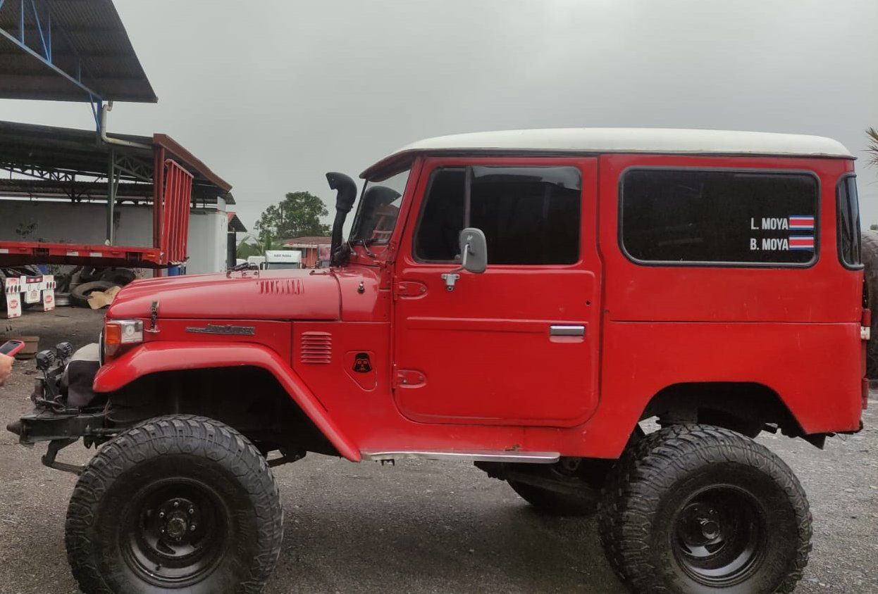 Toyota land cruiser